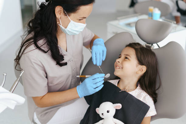 Best Emergency Dental Care for Broken or Chipped Teeth in Wilton Center, CT